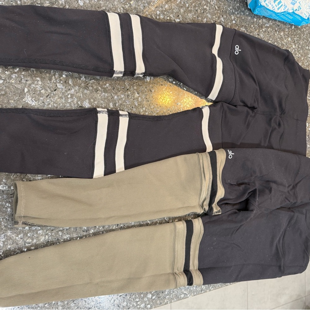 ALO Yoga Black and Tan Leggings Duo